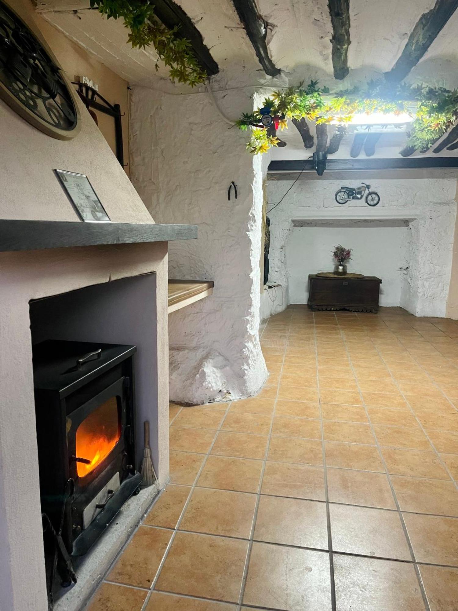 Villa Solente Benalua de Las Villas Luaran gambar